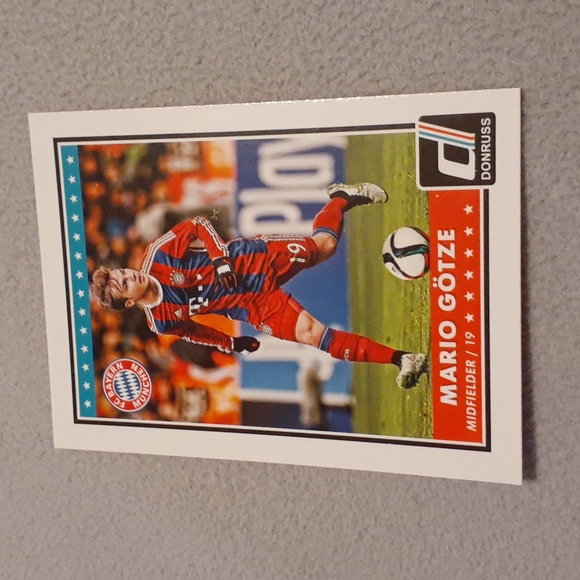 6 Soccer Cards Ching Relic Suarez Bale Ramos Gotze Donruss Goodwin - Picture 7 of 7